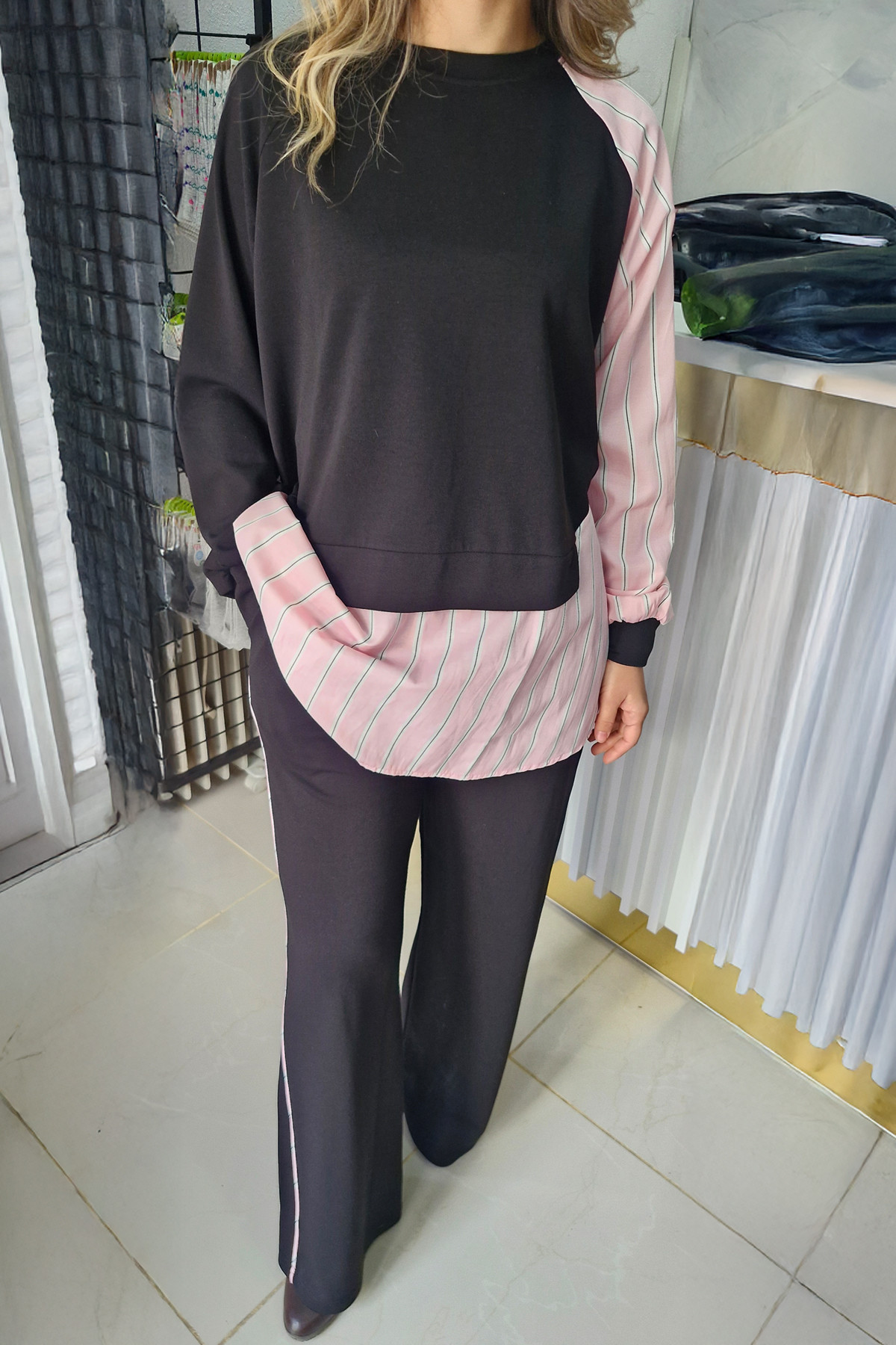 Siyah Poplin Detaylı Asimetrik Takım